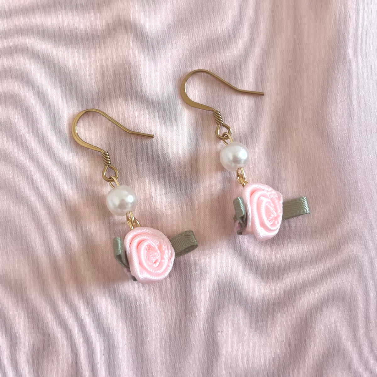 ♡ la vie en rose earrings ♡