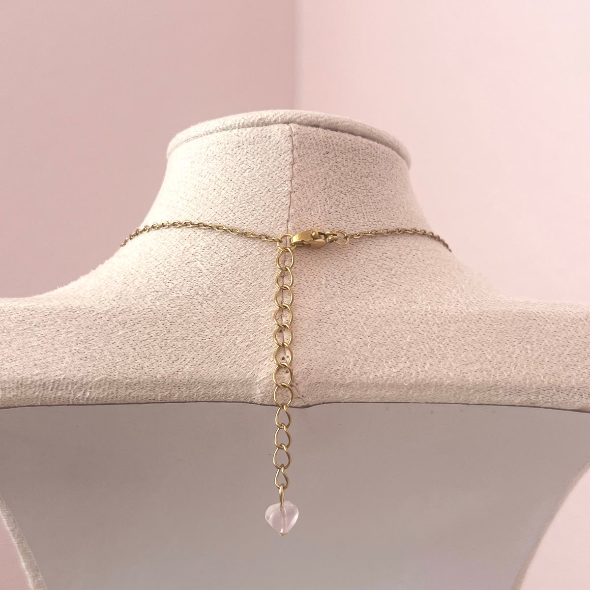 ♡ lovelace locket ♡