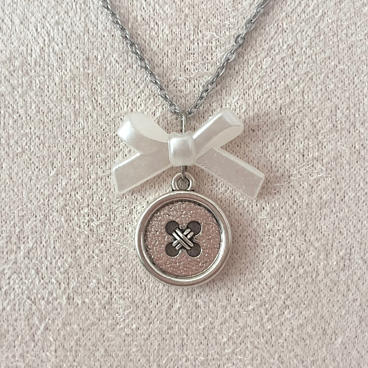 ♡ cute as a button necklace ♡