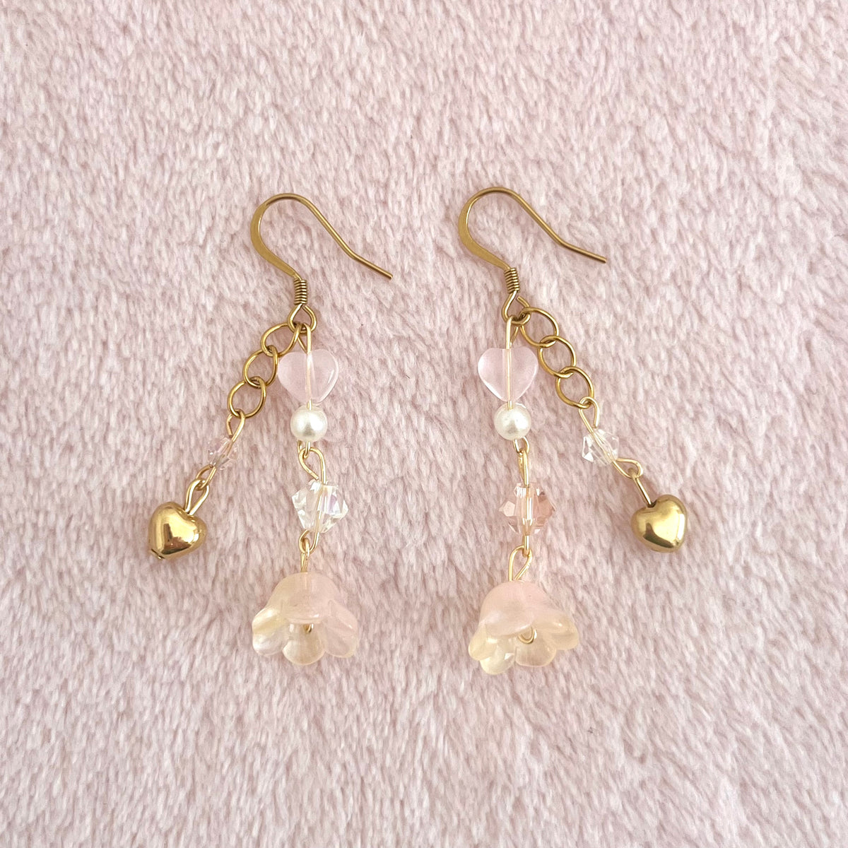 ♡ honey on the vine earrings ♡