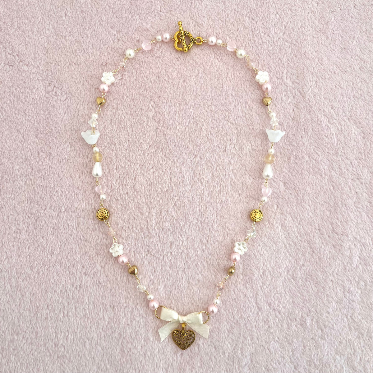 ♡ honey on the vine necklace ♡