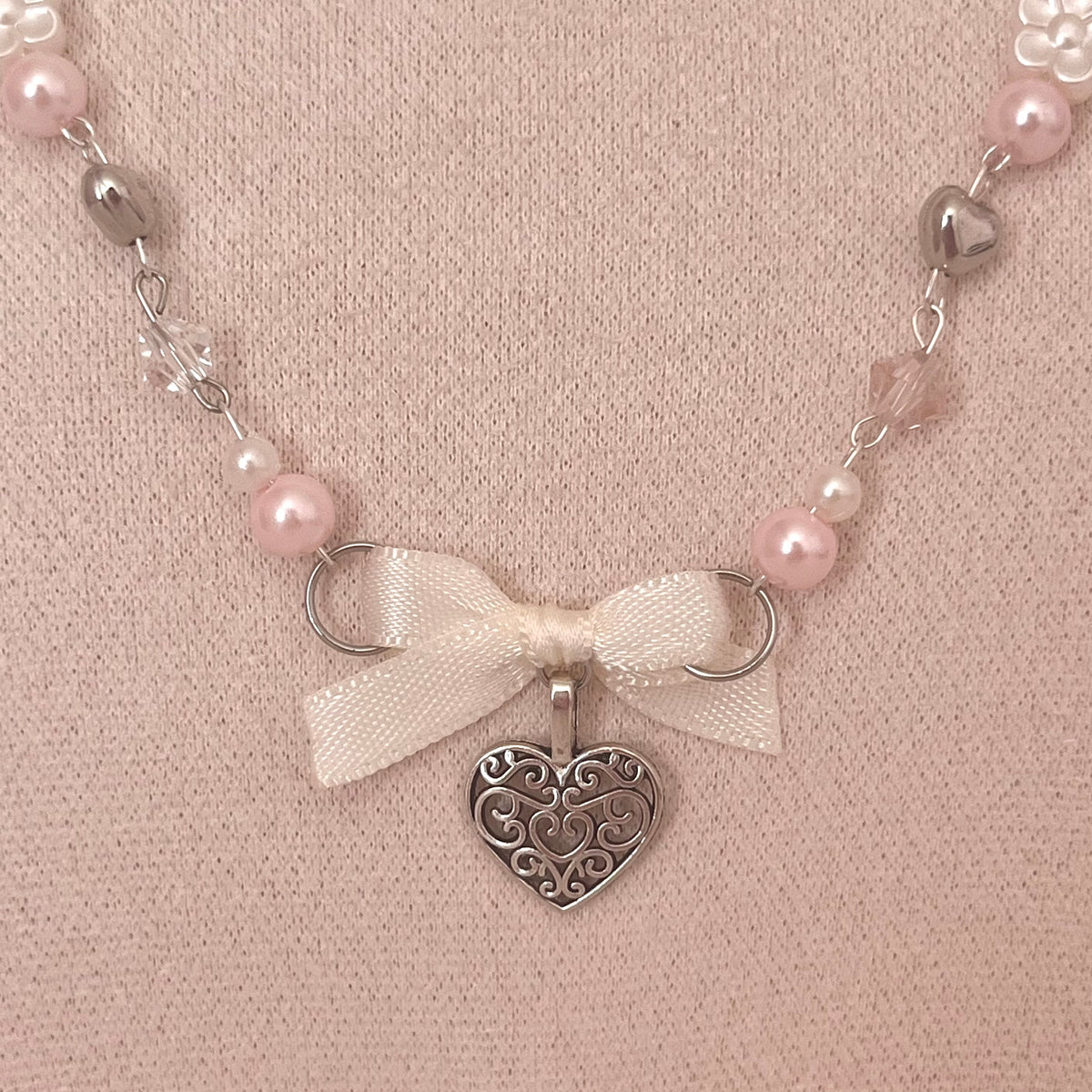 ♡ honey on the vine necklace ♡