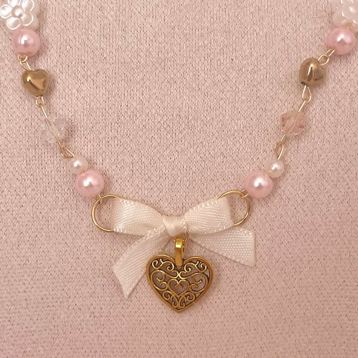 ♡ honey on the vine necklace ♡