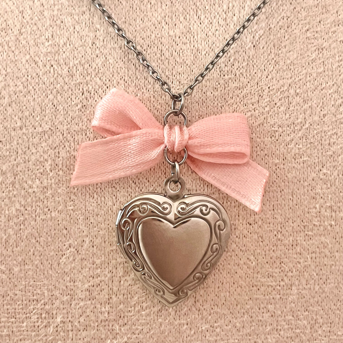 ♡ darling locket ♡