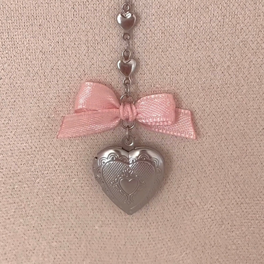 ♡ sweetheart locket ♡
