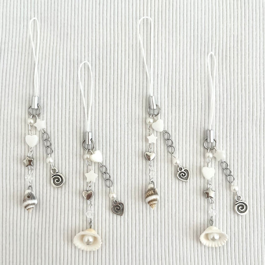 ♡ trail of the tide phone charm ♡