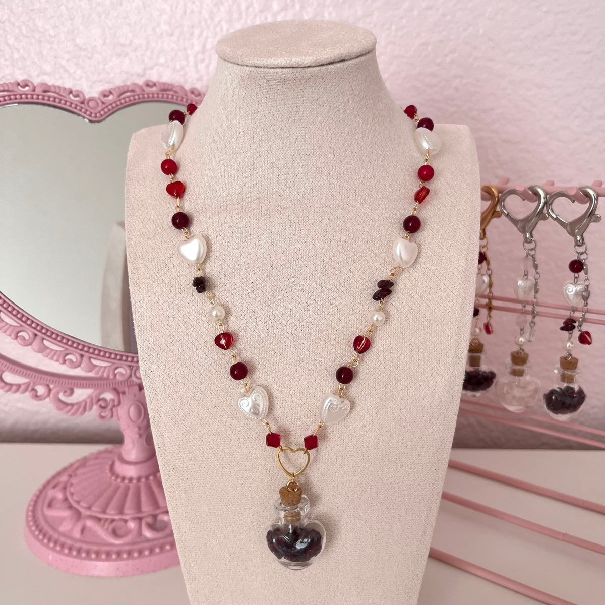 ♡ love potion necklace ♡