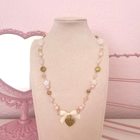 ♡ honey on the vine necklace ♡