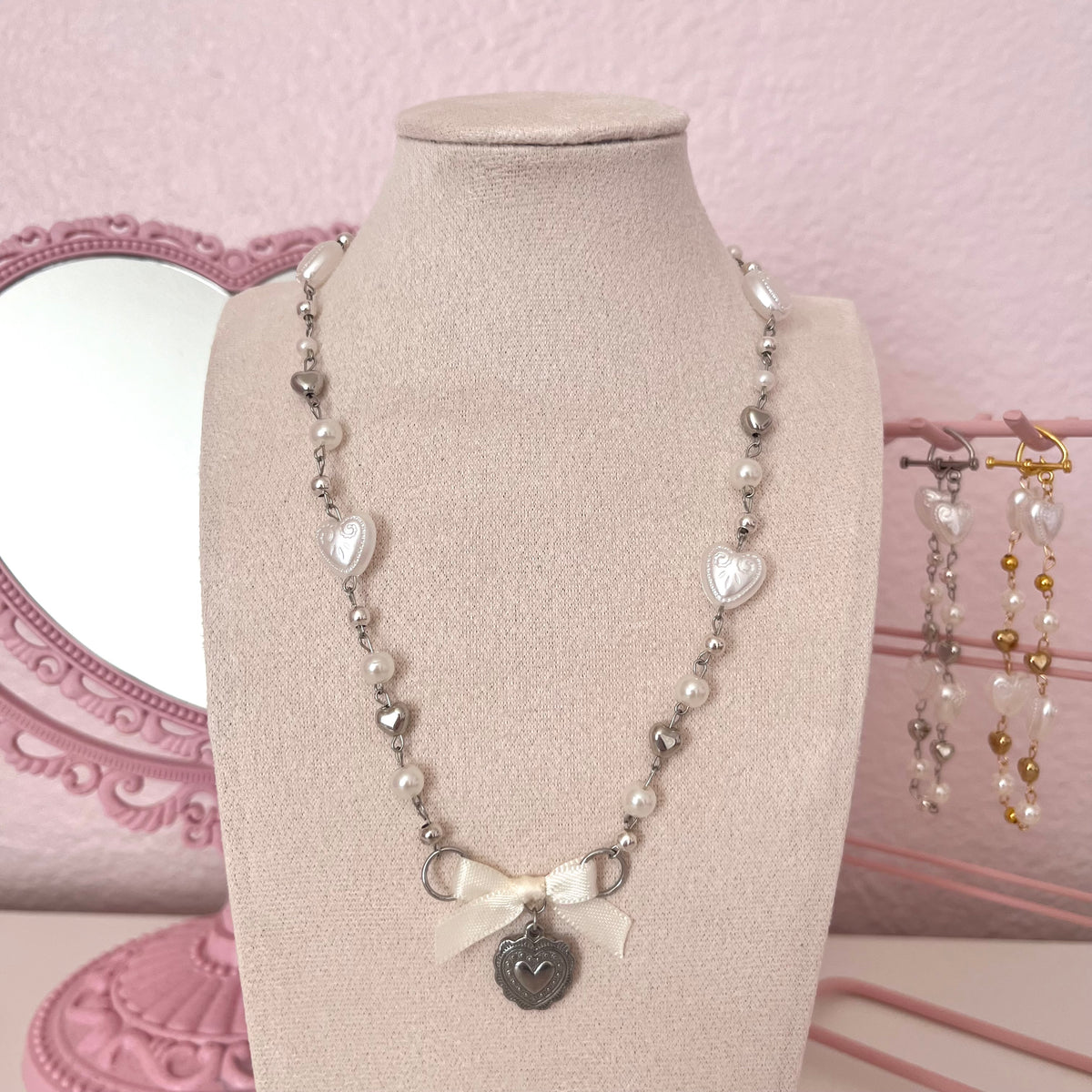♡ laced with love necklace ♡