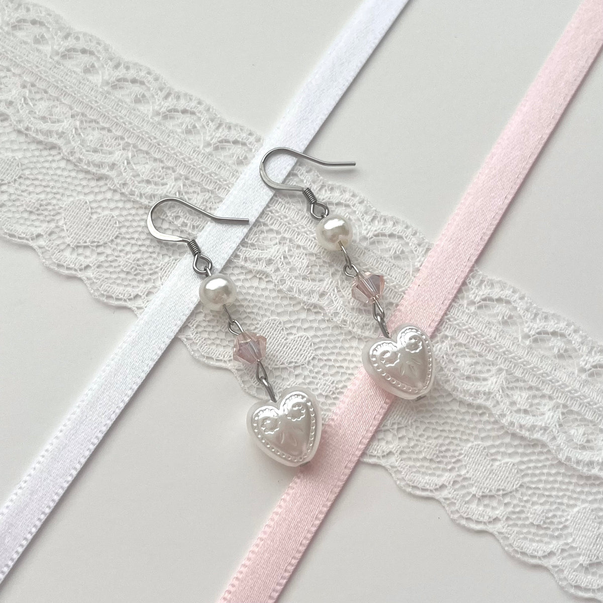 ♡ porcelain heart earrings ♡