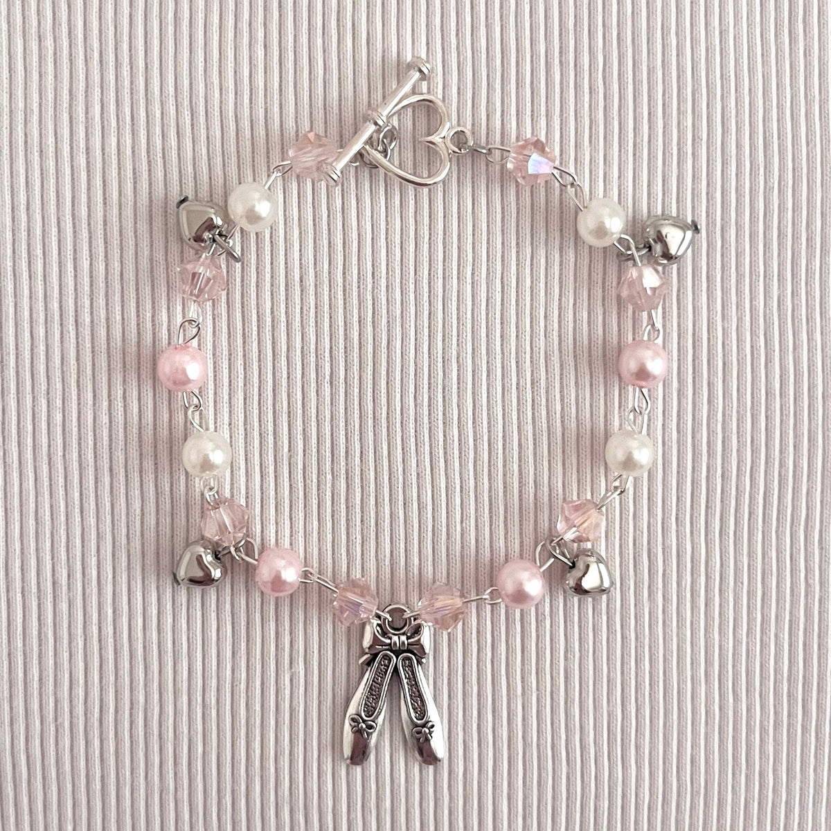 ♡ on pointe bracelet ♡