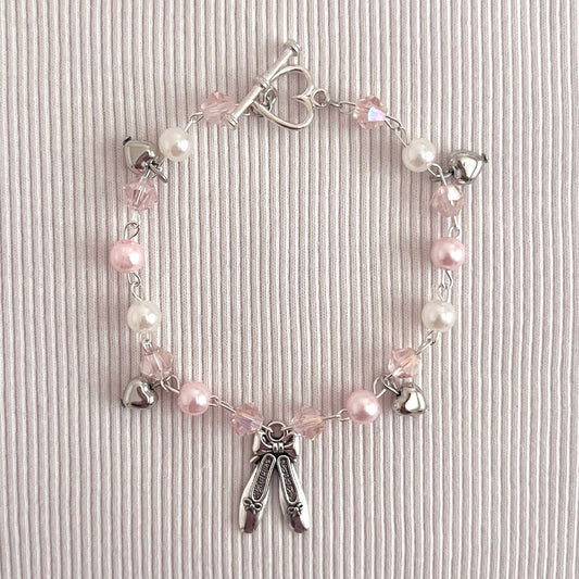 ♡ on pointe bracelet ♡