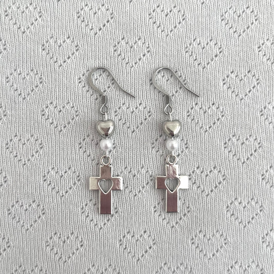 ♡ cross my heart earrings ♡