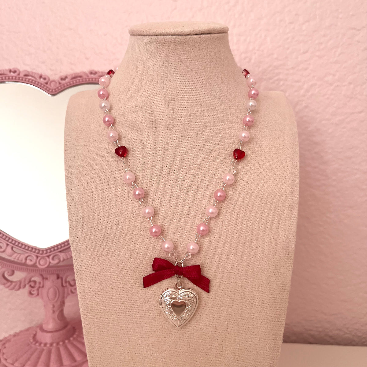 ♡ romantic reverie locket ♡