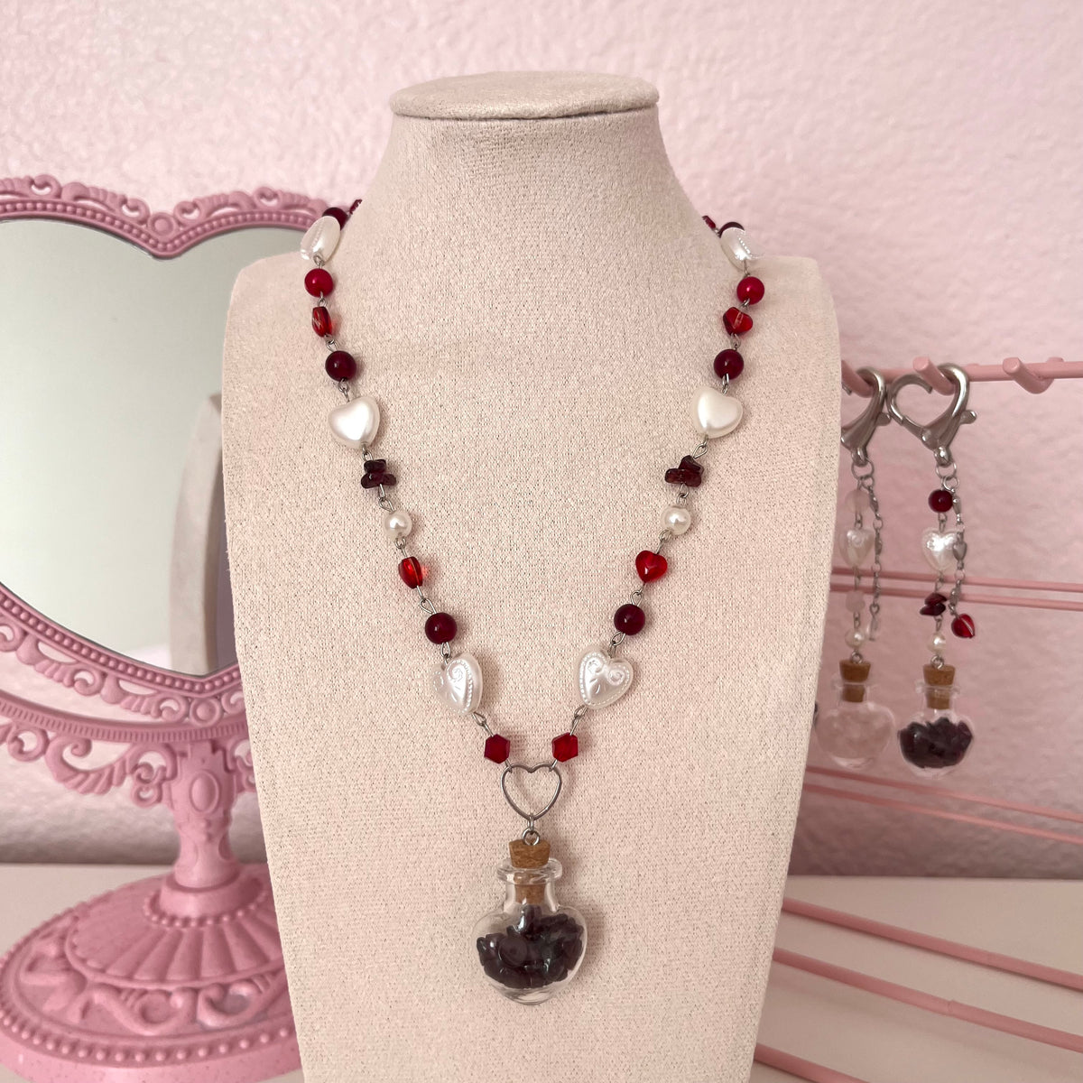 ♡ love potion necklace ♡