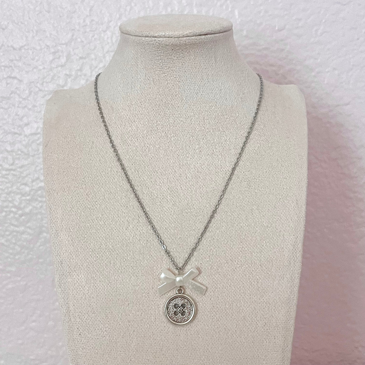 ♡ cute as a button necklace ♡